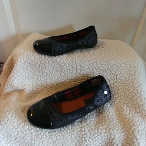 Tommy Hilfiger size 2 little girls